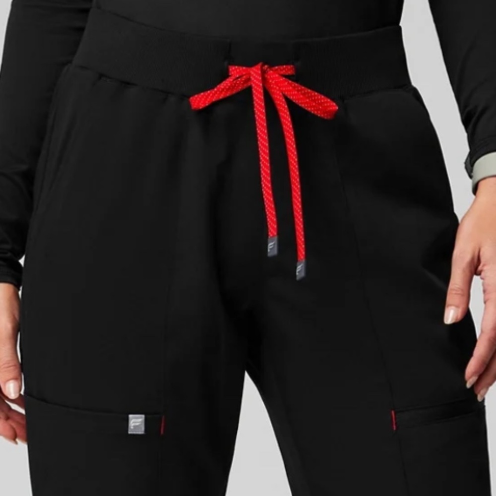 Fabletics scrubs